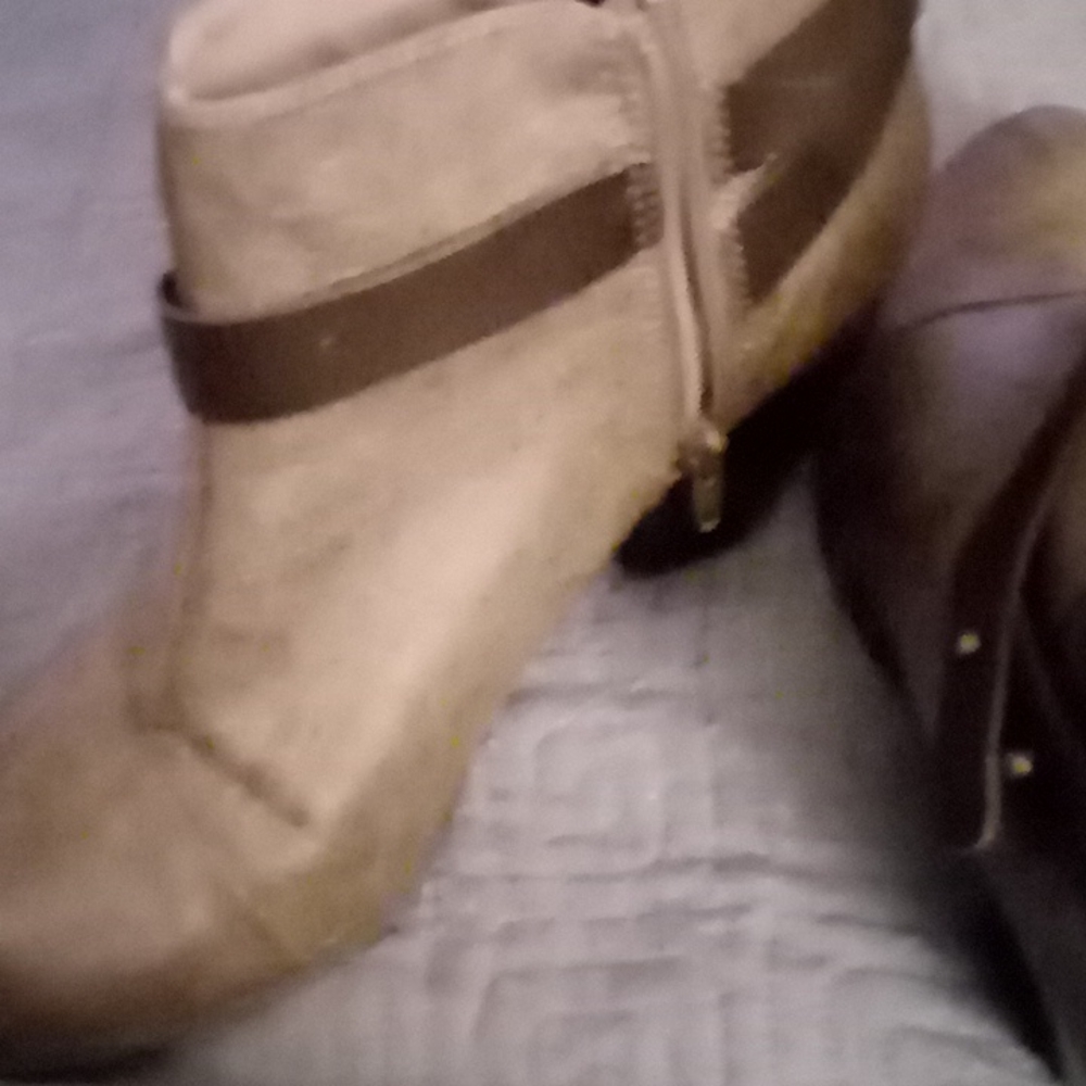 Women's boots